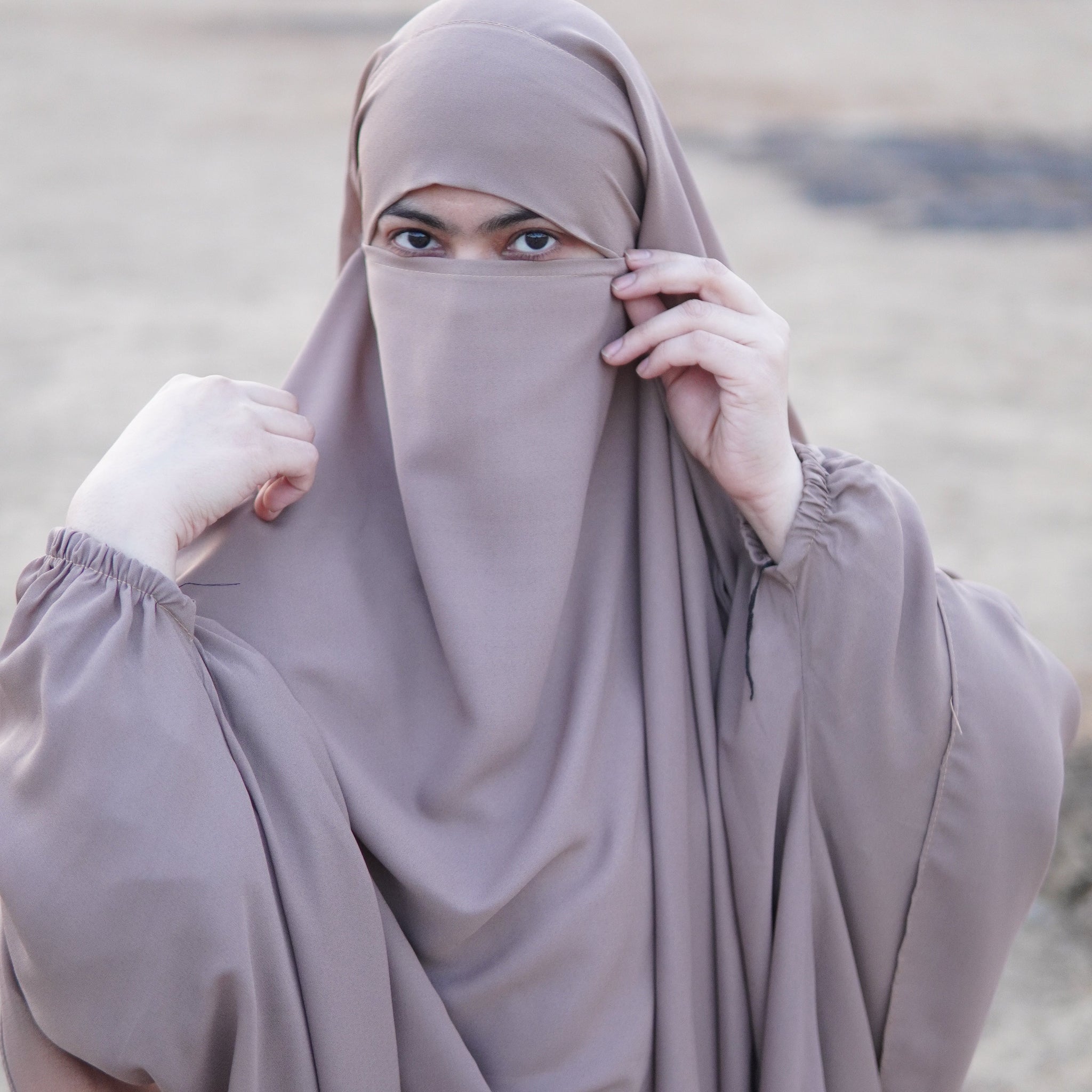 Royal Regal ABAYA - Beige
