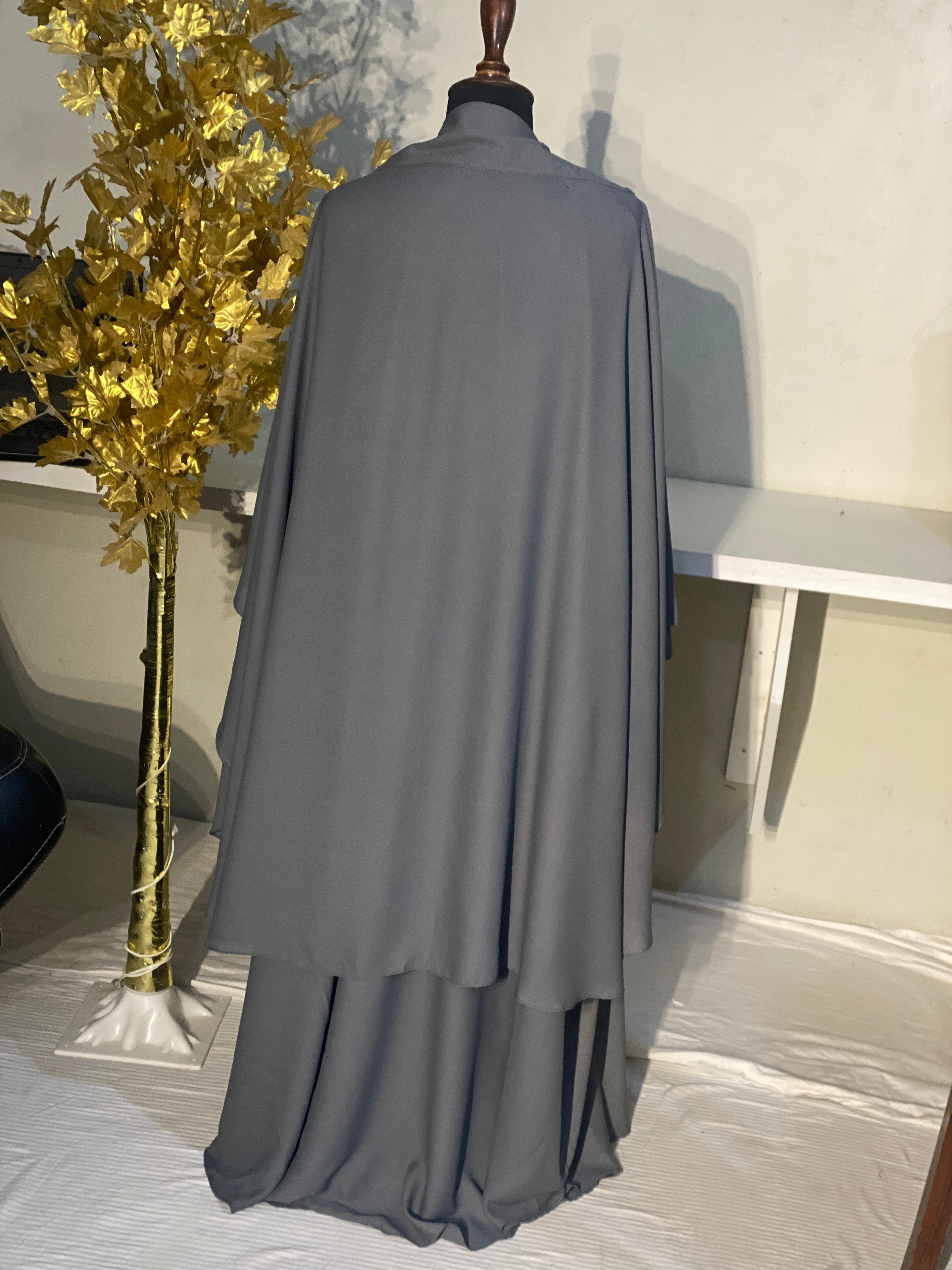 Royal Regal ABAYA - Grey