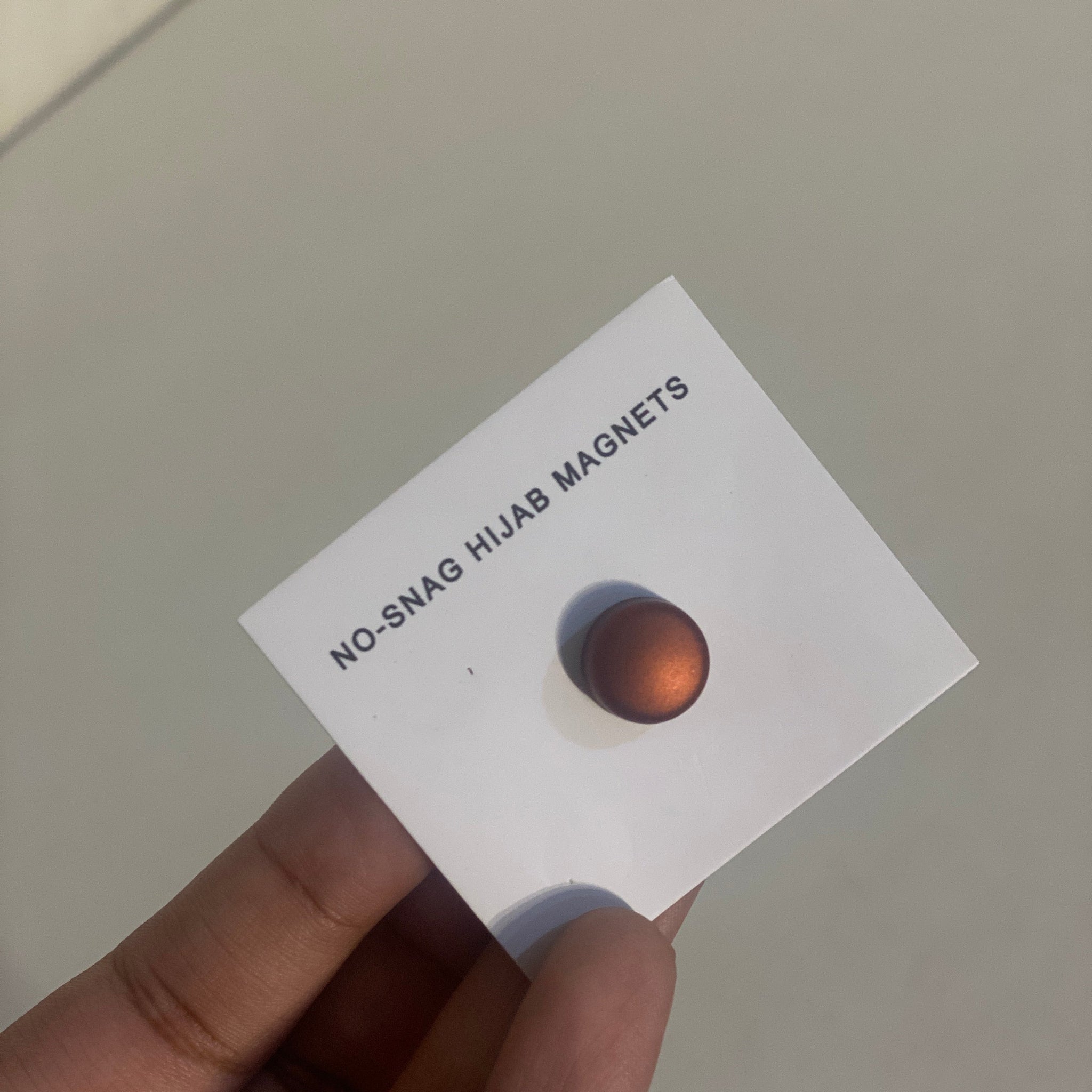 Magnetic pin - Matte Round
