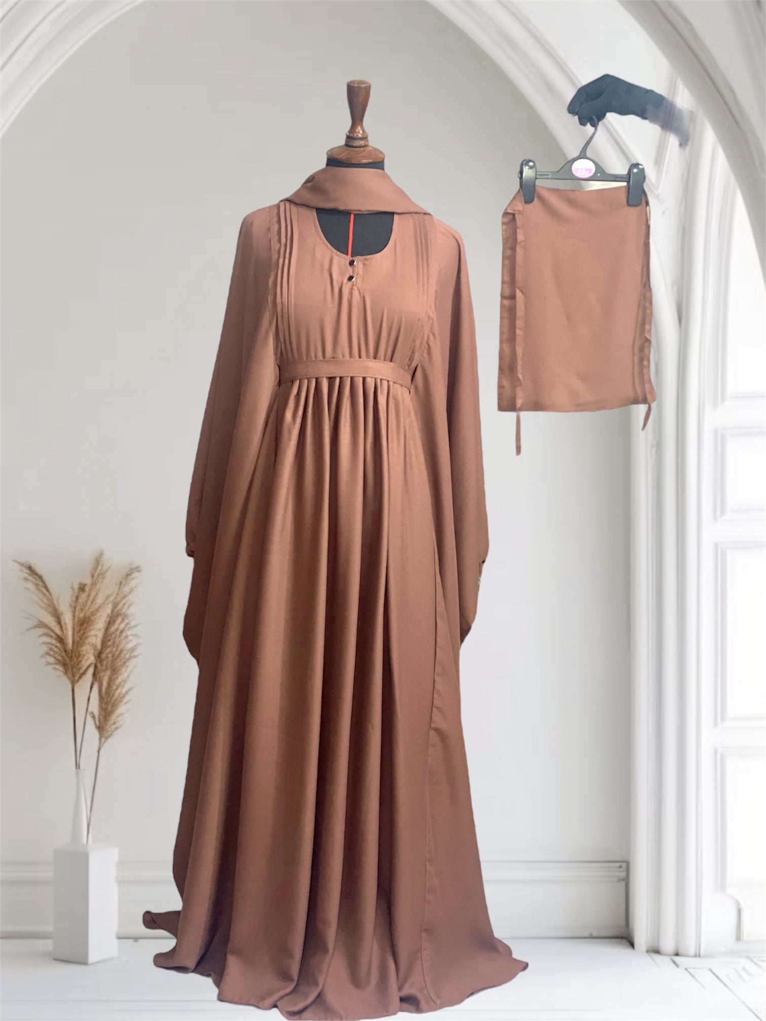 Royal Majestic Abaya - Nude Brown